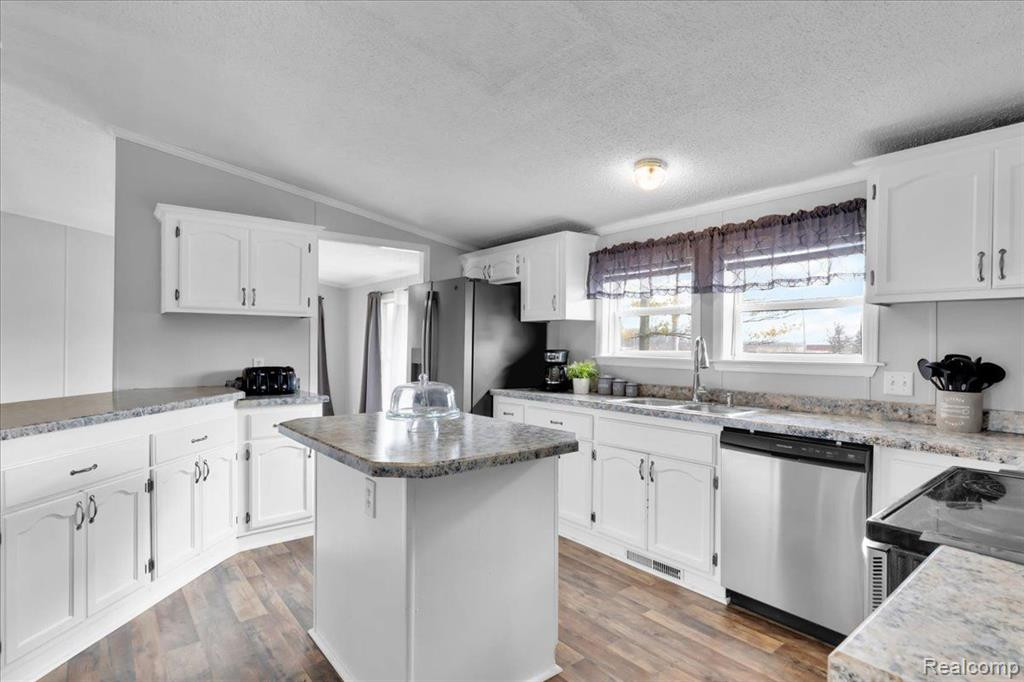 9971 EXETER Road, Carleton, MI 48117 — Photo 18