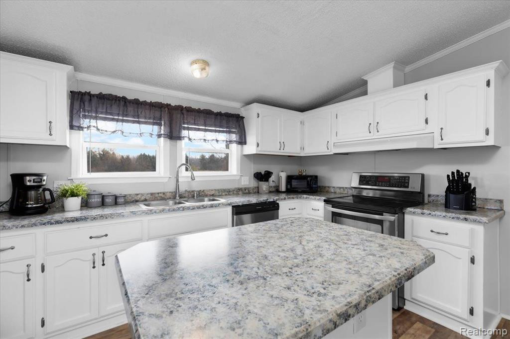 9971 EXETER Road, Carleton, MI 48117 — Photo 20