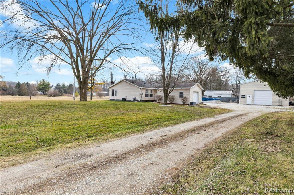 9971 EXETER Road, Carleton, MI 48117 — Photo 45
