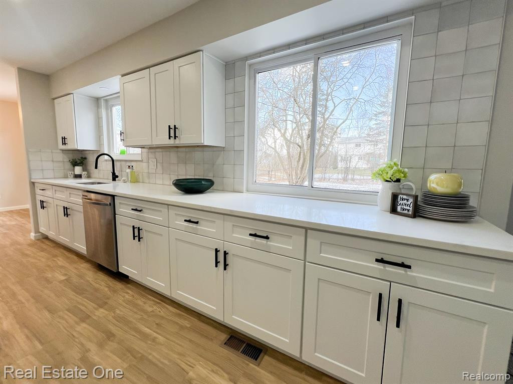 4763 CREST VIEW Avenue, Ypsilanti, MI 48197 — Photo 14
