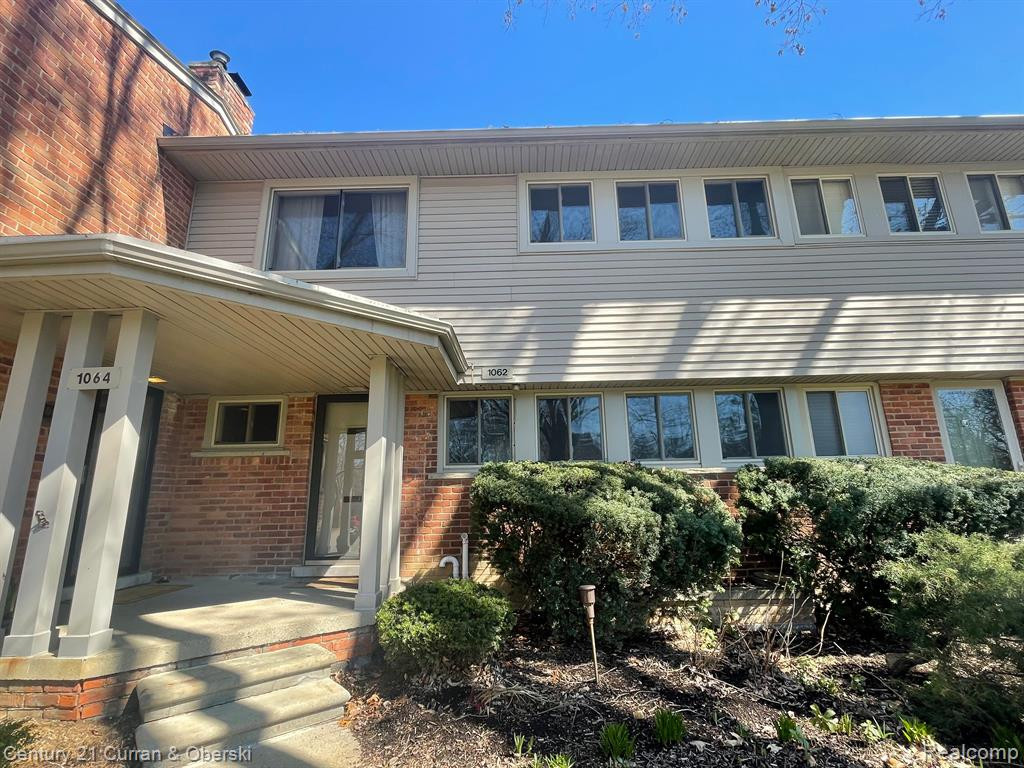 1062 STRATFORD Lane, Bloomfield Hills, MI 48304 — Photo 36