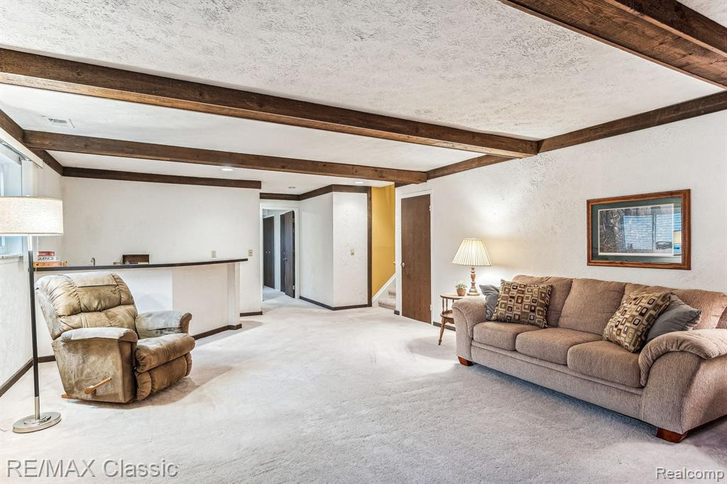 7088 CHADWICK Drive, Canton, MI 48187 — Photo 16