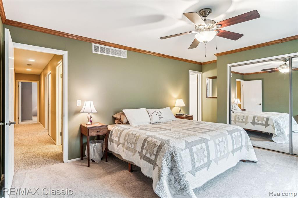 7088 CHADWICK Drive, Canton, MI 48187 — Photo 20