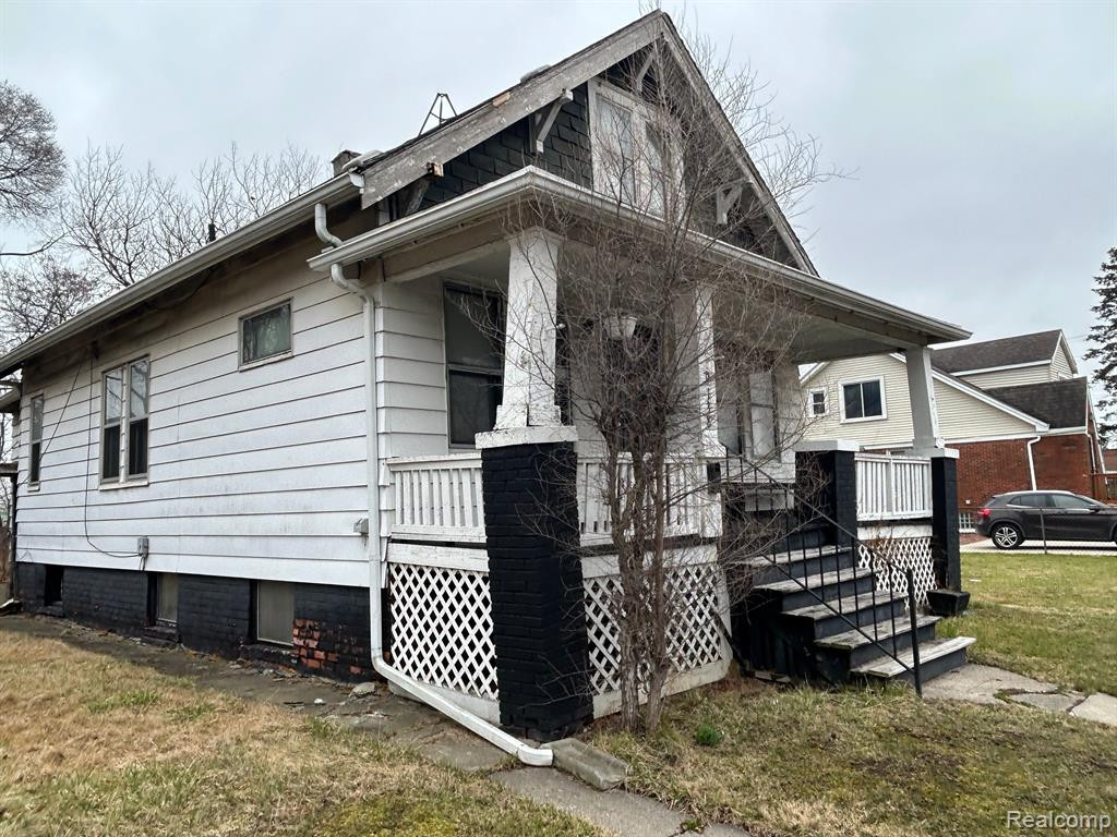 9138 GRACE Street, Detroit, MI 48213 — Photo 2