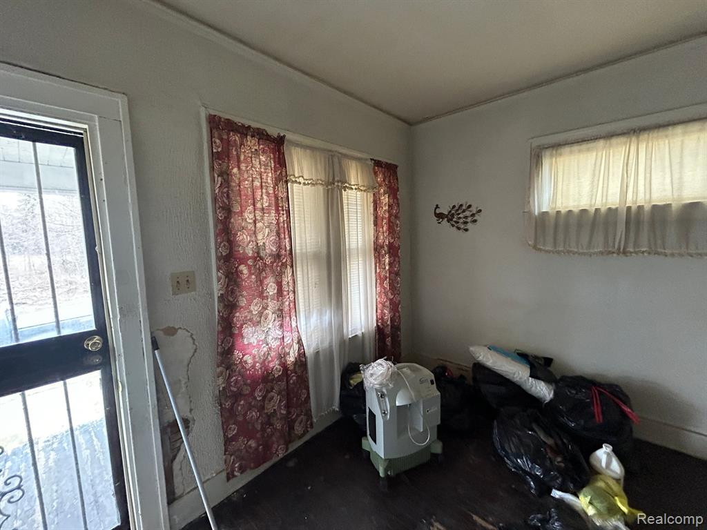 9138 GRACE Street, Detroit, MI 48213 — Photo 18