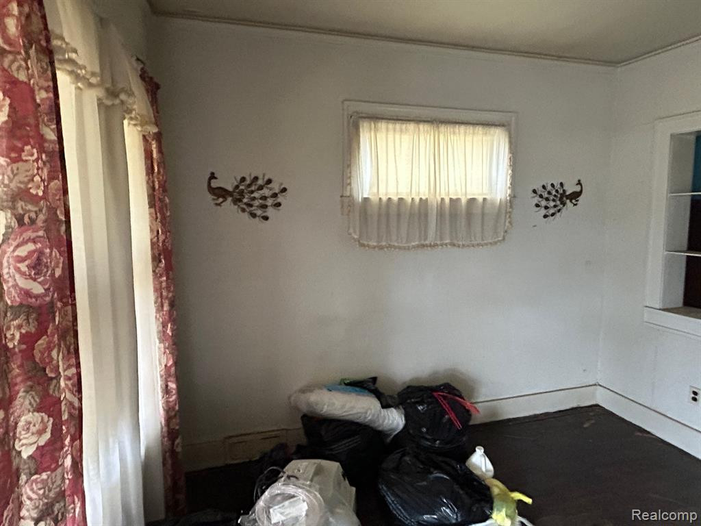 9138 GRACE Street, Detroit, MI 48213 — Photo 20