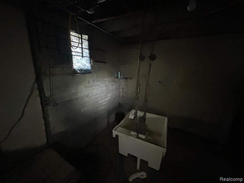 9138 GRACE Street, Detroit, MI 48213 — Photo 82