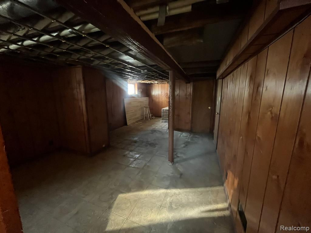 925 Barrie Avenue, Flint, MI 48507 — Photo 16