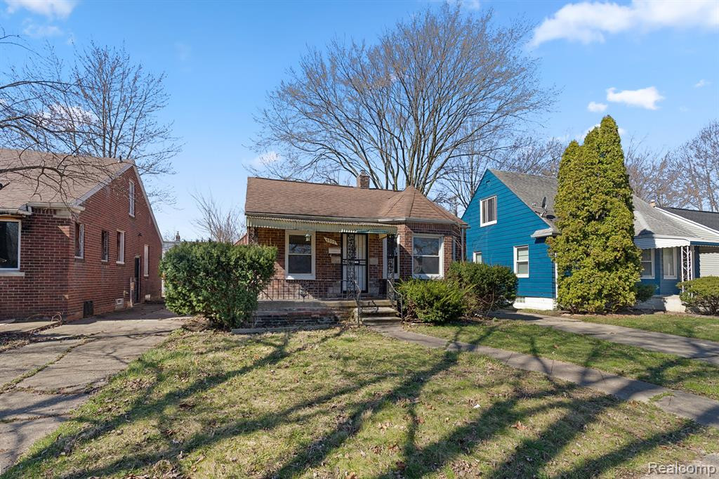 5555 FARMBROOK Street, Detroit, MI 48224 — front exterior