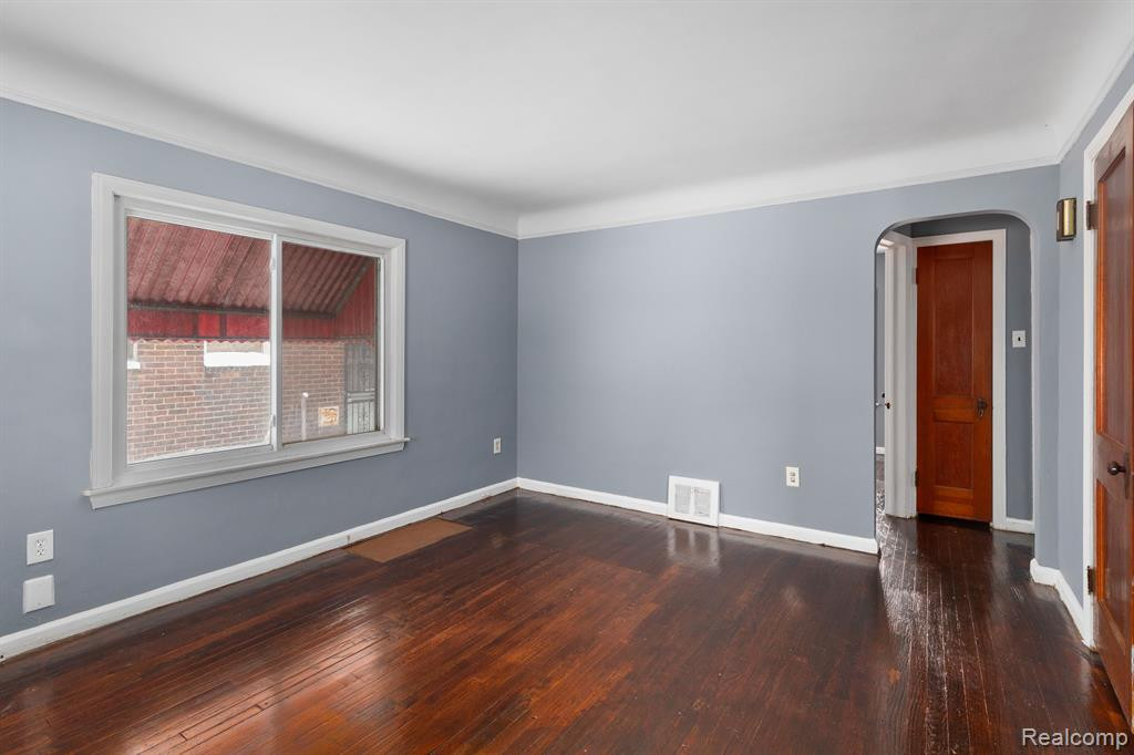 5555 FARMBROOK Street, Detroit, MI 48224 — Photo 2