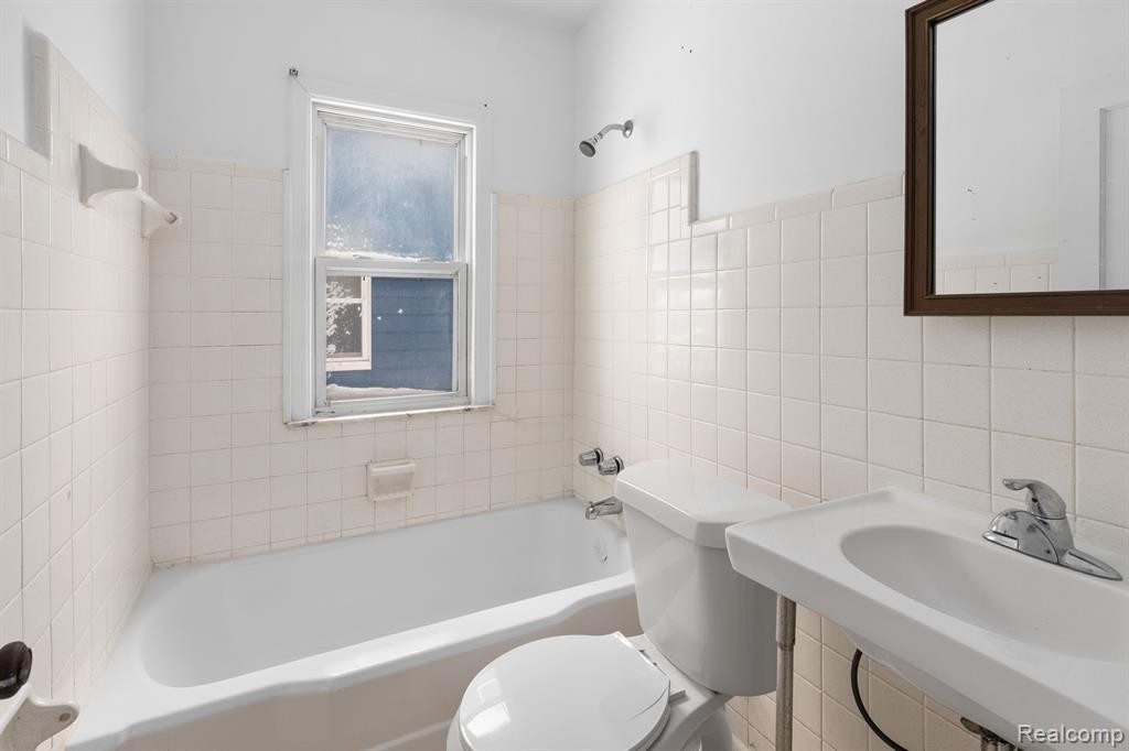 5555 FARMBROOK Street, Detroit, MI 48224 — Photo 13