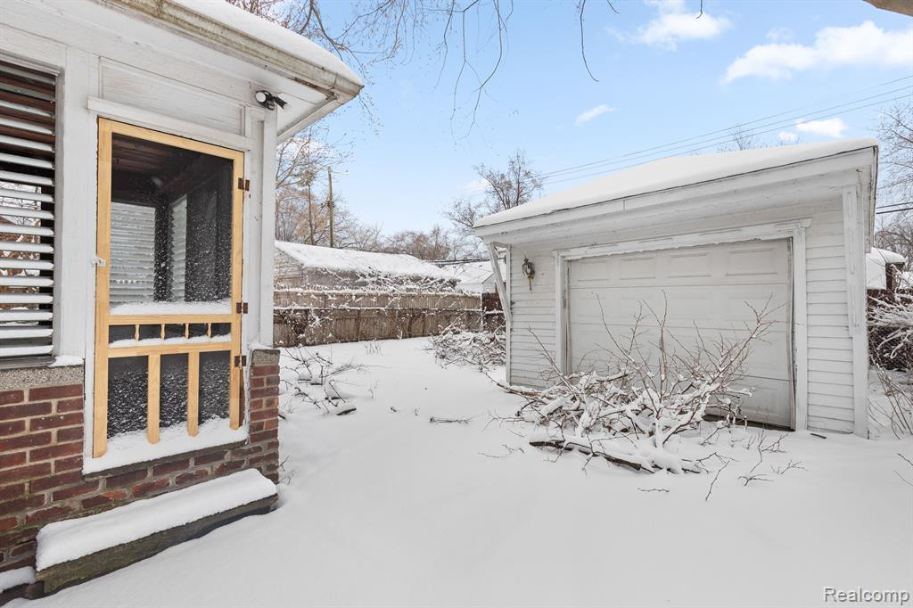 5555 FARMBROOK Street, Detroit, MI 48224 — Photo 22