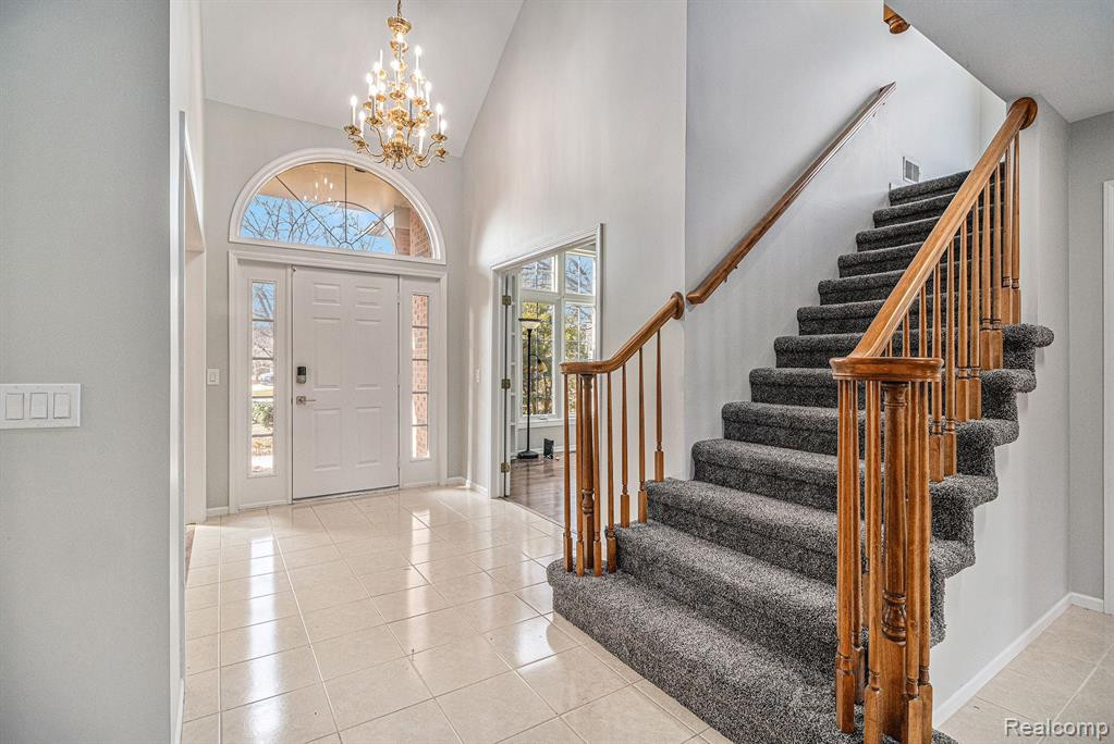 8992 QUAIL CIRCLE Court, Plymouth, MI 48170 — Photo 2