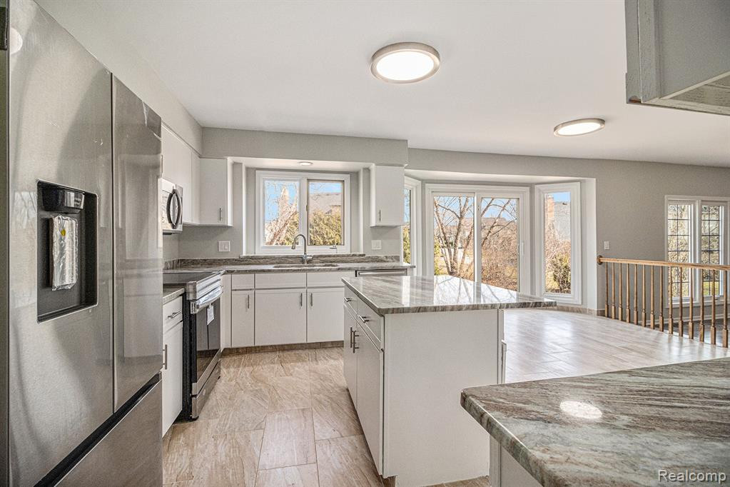 8992 QUAIL CIRCLE Court, Plymouth, MI 48170 — Photo 7