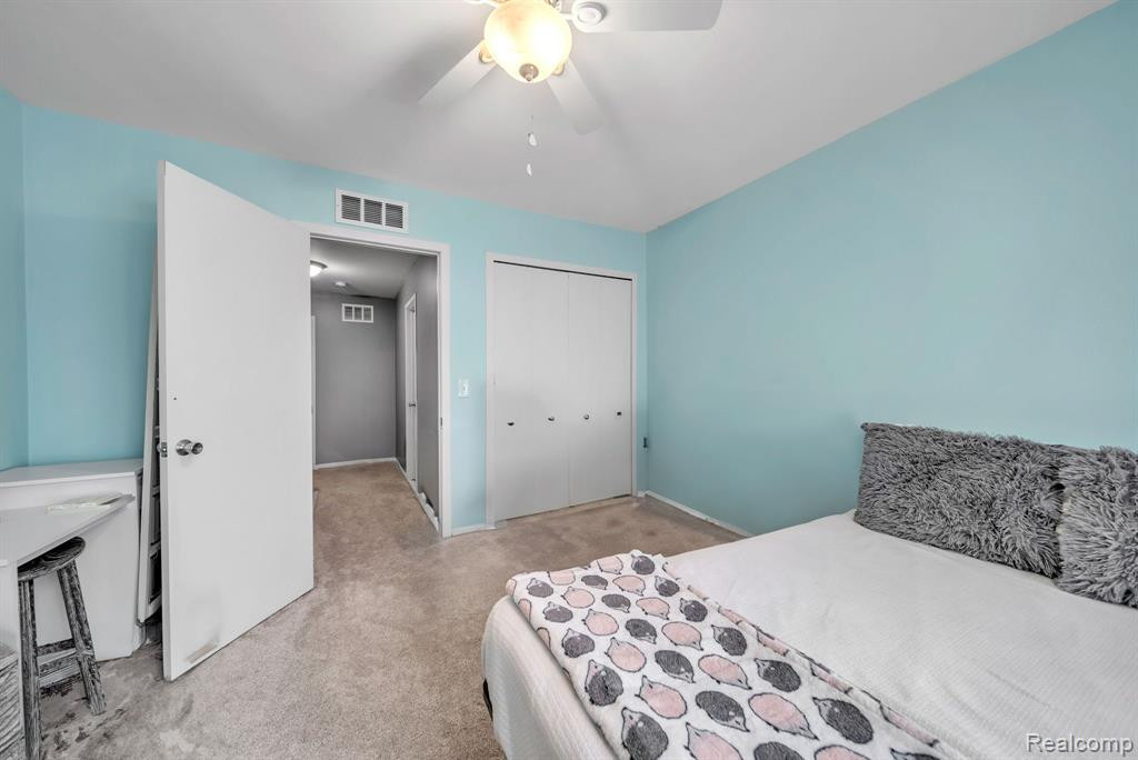 452 NICOLET Street, Unit #6, Walled Lake, MI 48390 — Photo 23