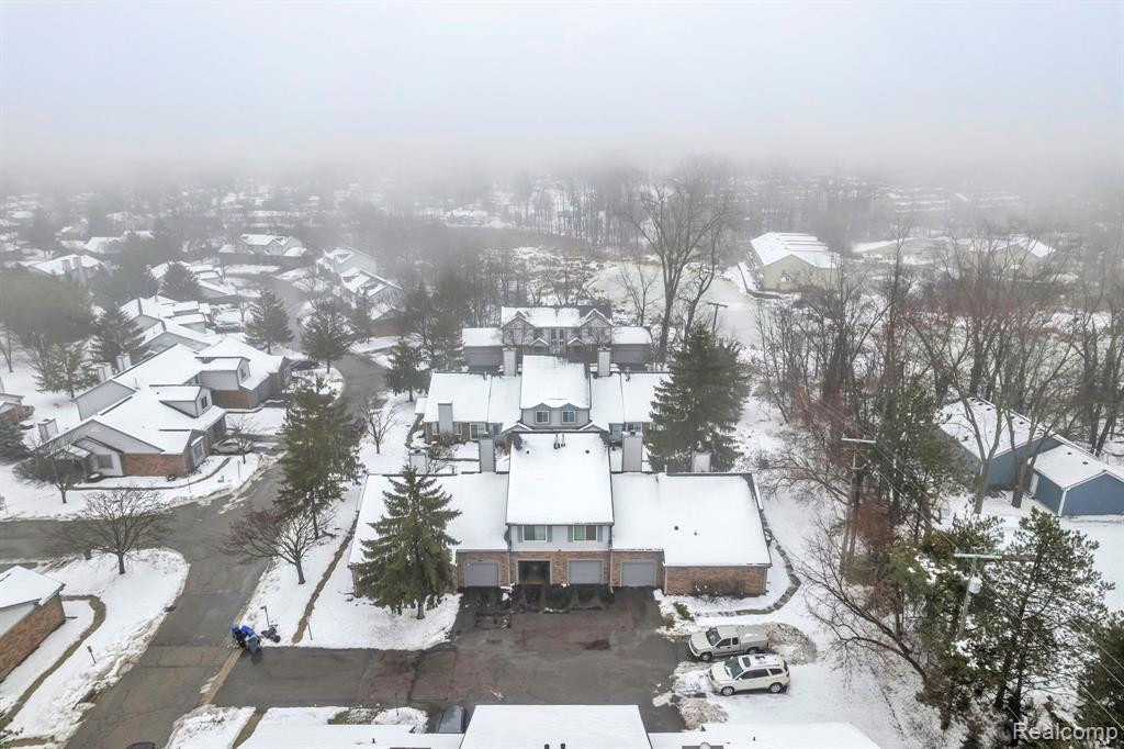 452 NICOLET Street, Unit #6, Walled Lake, MI 48390 — Photo 41