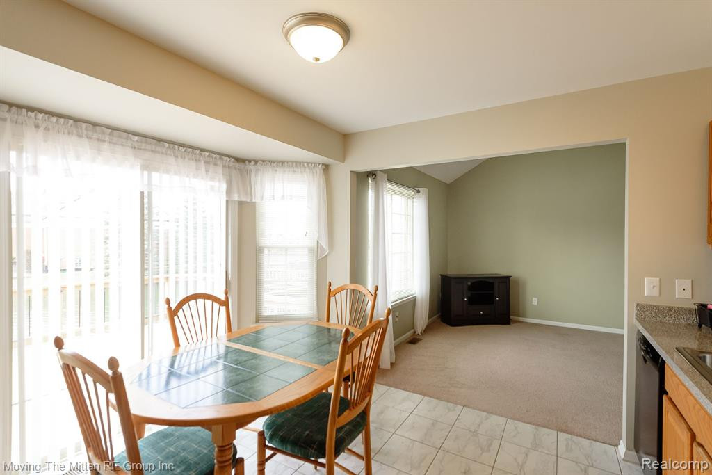 8858 HARDWOOD Drive, Van Buren, MI 48111 — Photo 8