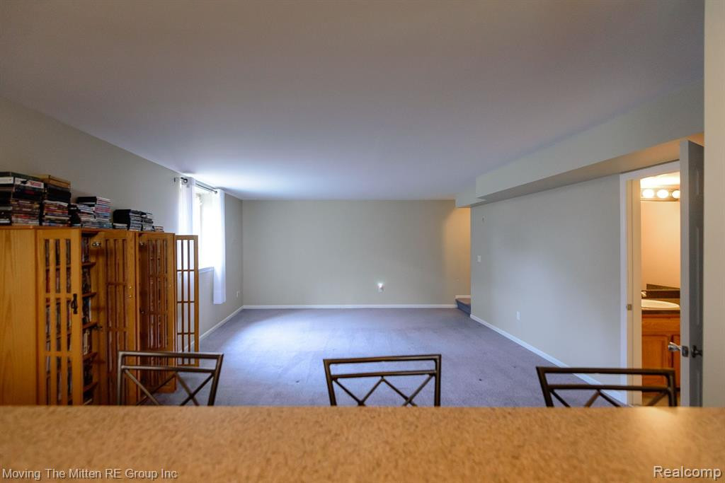 8858 HARDWOOD Drive, Van Buren, MI 48111 — Photo 20