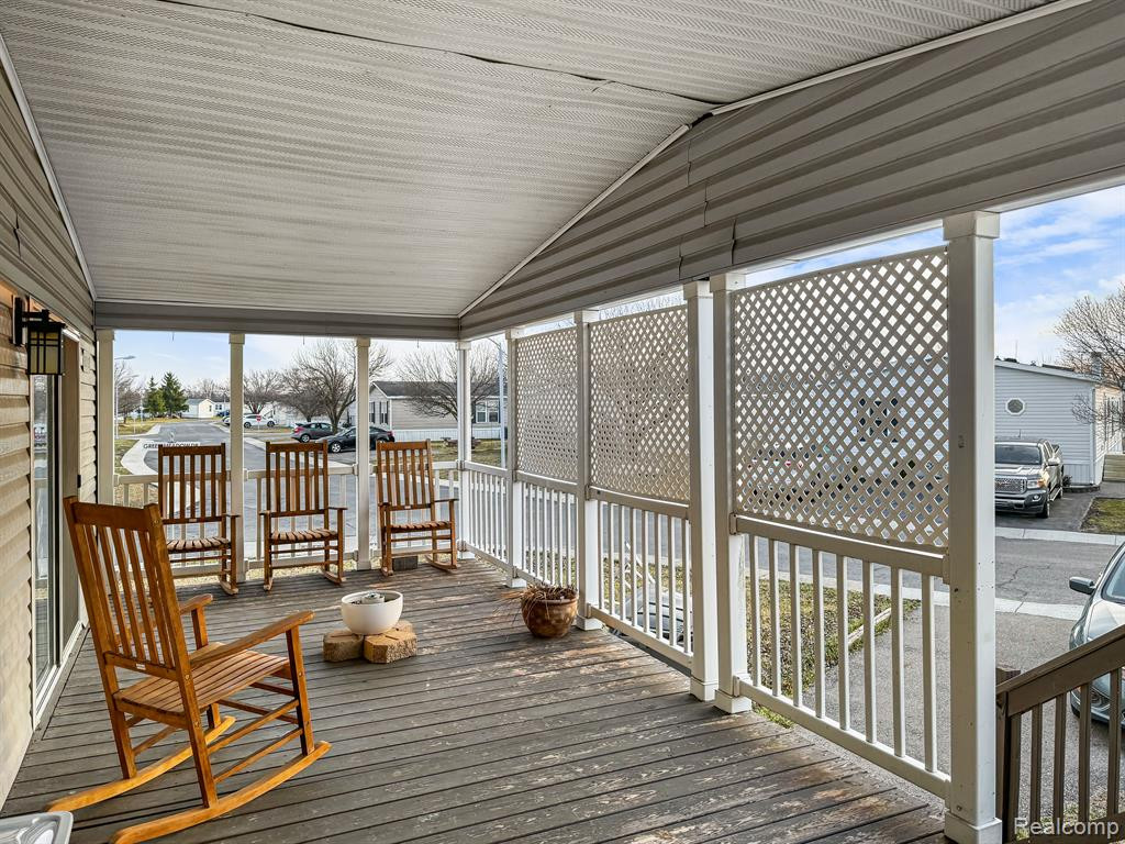 9212 GREENTREE Drive, Newport, MI 48166 — Photo 4