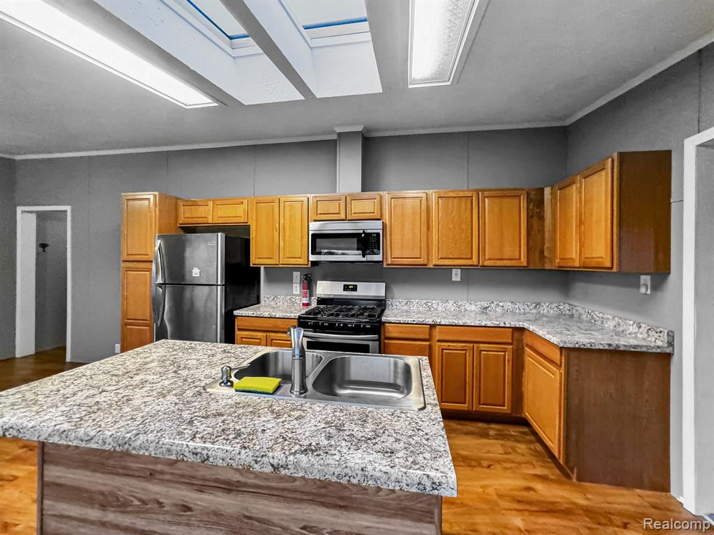 9212 GREENTREE Drive, Newport, MI 48166 — Photo 12