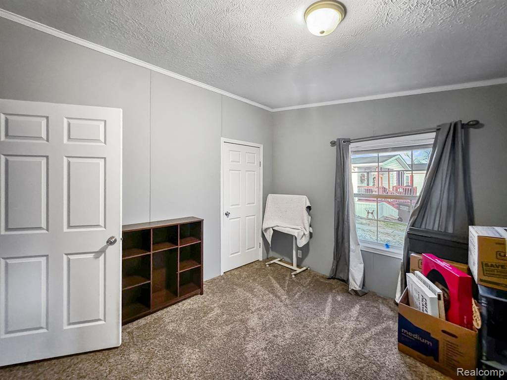 9212 GREENTREE Drive, Newport, MI 48166 — Photo 28