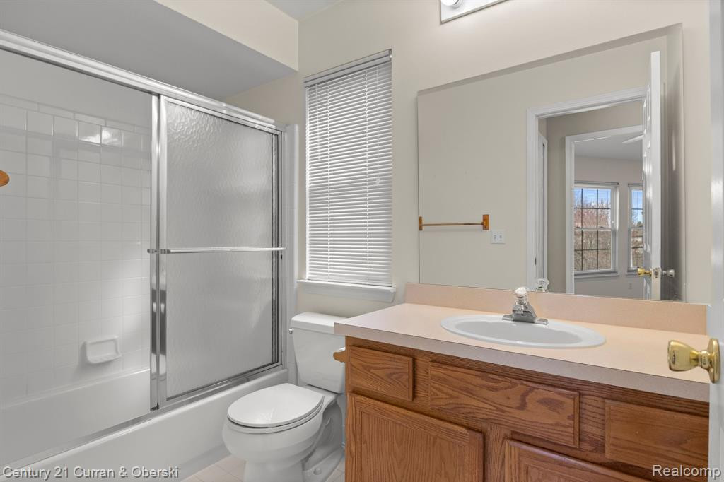 2041 LONE WOLF Lane, Canton, MI 48188 — Photo 18