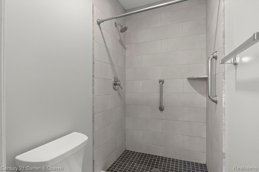 2041 LONE WOLF Lane, Canton, MI 48188 — Photo 22