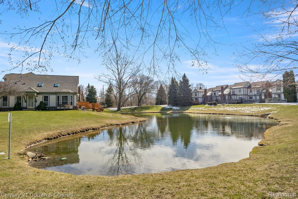 2041 LONE WOLF Lane, Canton, MI 48188 — Photo 28