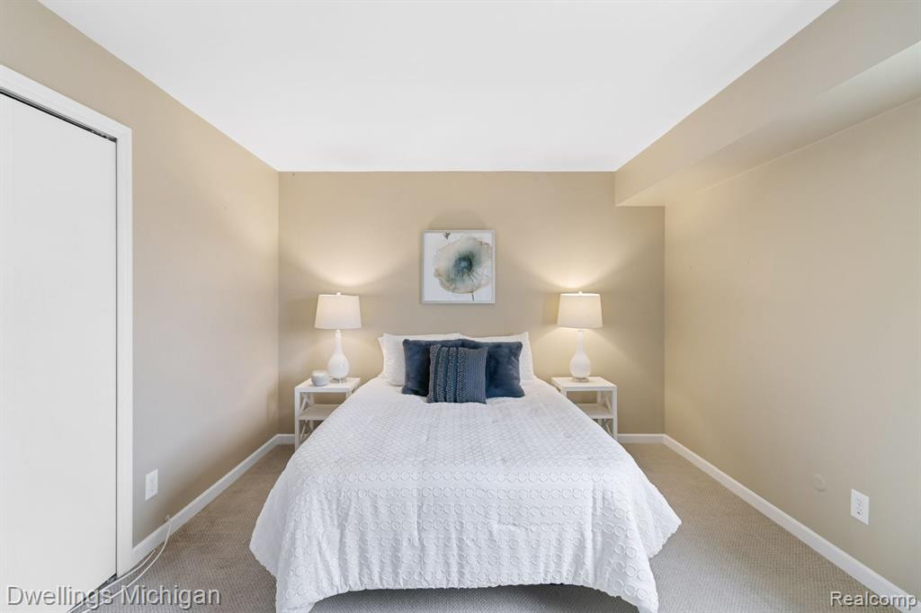 2100 FORT Street, H-6, Trenton, MI 48183 — Photo 11