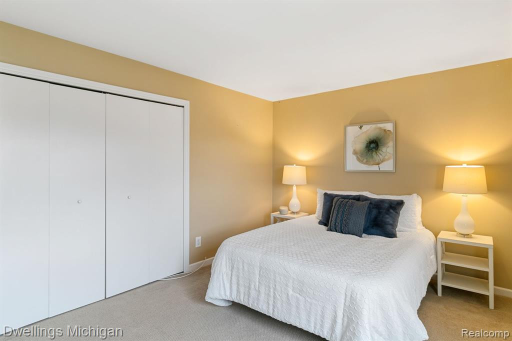 2100 FORT Street, H-6, Trenton, MI 48183 — Photo 17