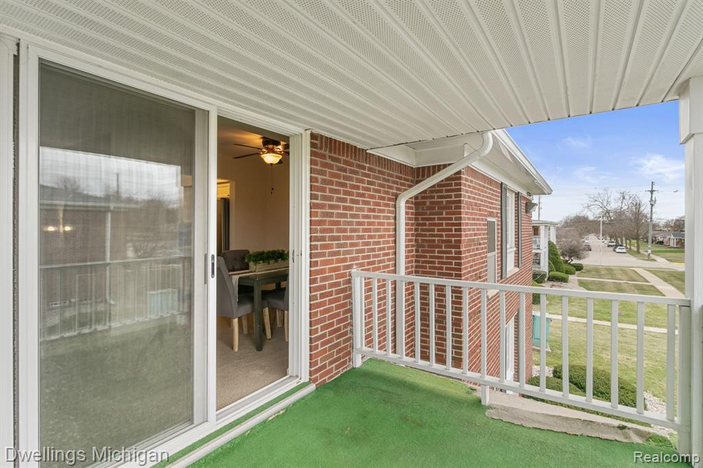 2100 FORT Street, H-6, Trenton, MI 48183 — Photo 24