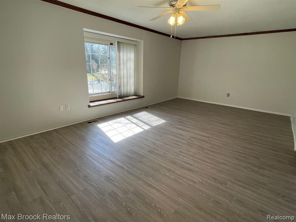 4090 JUSTIN Court, Bloomfield Hills, MI 48302 — Photo 19