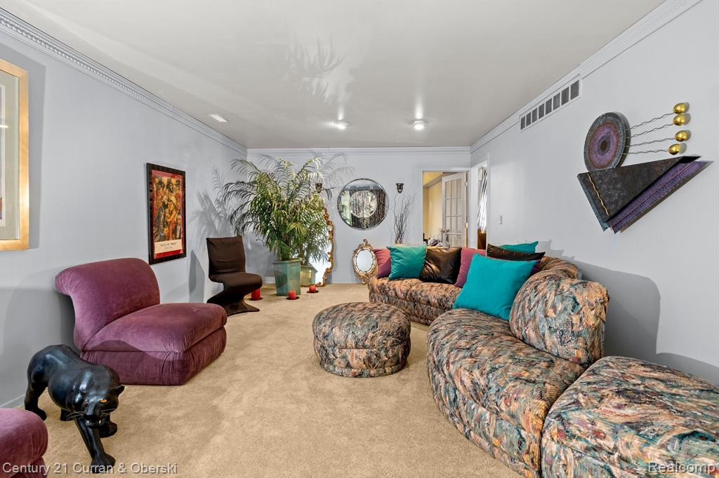 26692 FARMBROOK VILLA Drive, Southfield, MI 48034 — Photo 4