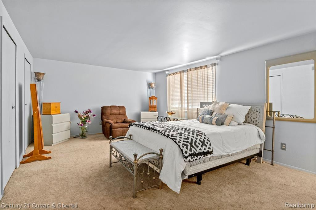 26692 FARMBROOK VILLA Drive, Southfield, MI 48034 — Photo 12