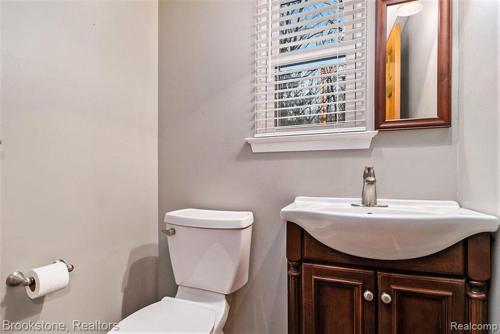 9509 KLAIS Road, Clarkston, MI 48348 — Photo 20