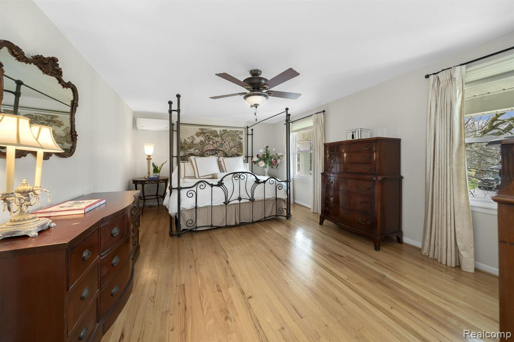 6689 CATHEDRAL Drive, Bloomfield Hills, MI 48301 — Photo 15