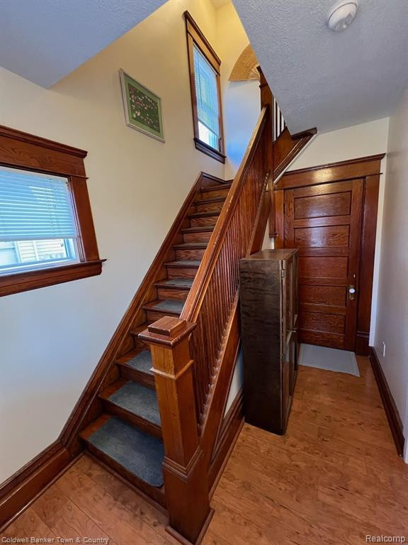 520 CHRISTIANCY Street, Lansing, MI 48910 — Photo 5