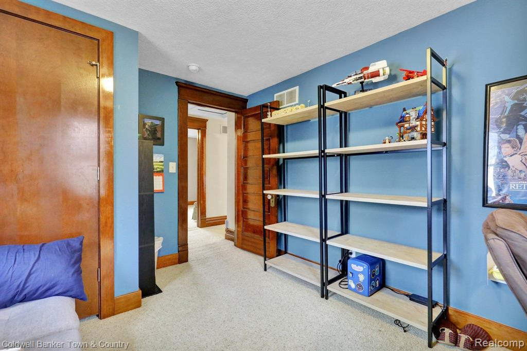 520 CHRISTIANCY Street, Lansing, MI 48910 — Photo 19