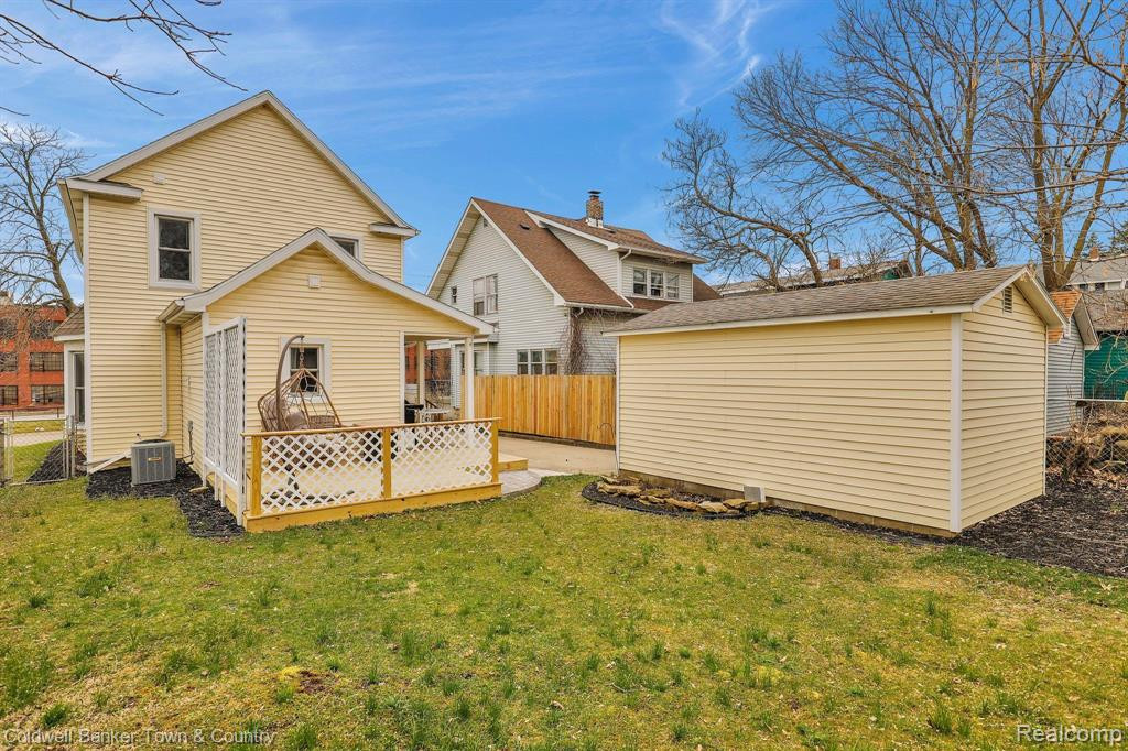 520 CHRISTIANCY Street, Lansing, MI 48910 — Photo 23