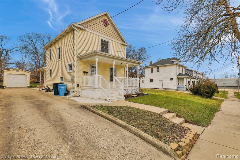 520 CHRISTIANCY Street, Lansing, MI 48910 — Photo 24