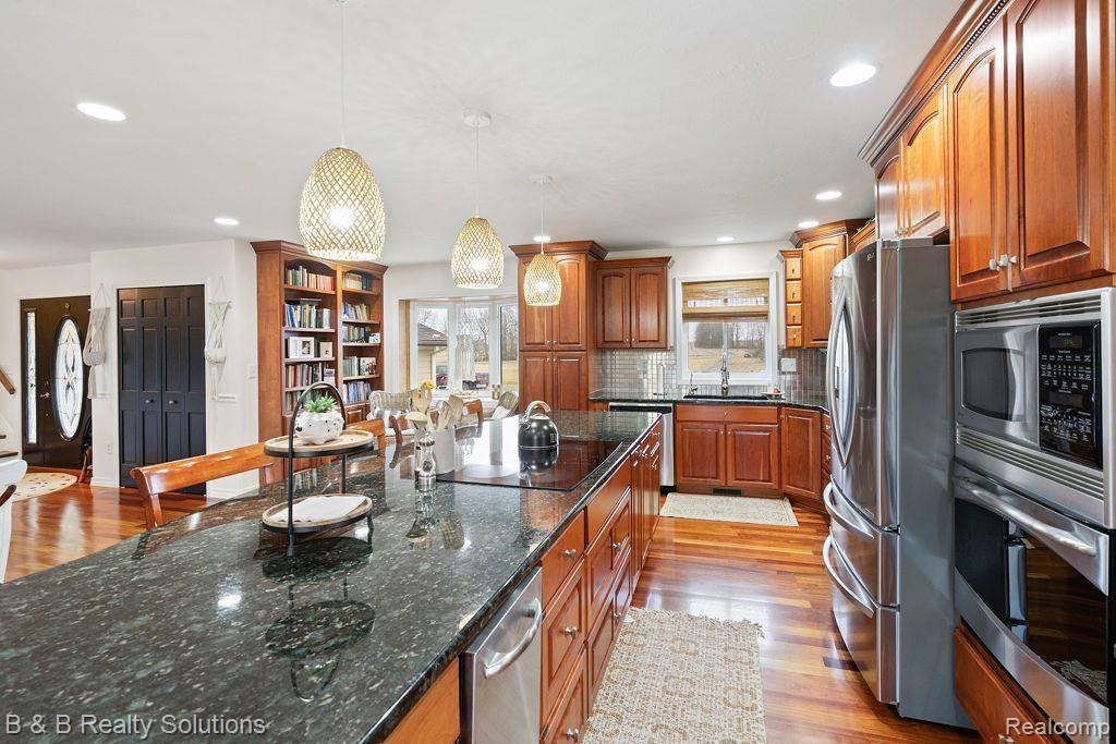4370 HOLLENBECK Road, Columbiaville, MI 48421 — Photo 17