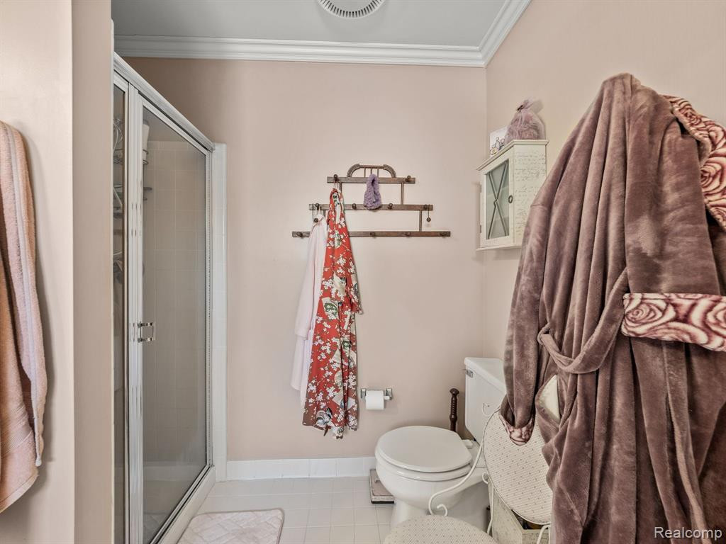 6575 Heron Pointe, West Bloomfield, MI 48323 — Photo 22