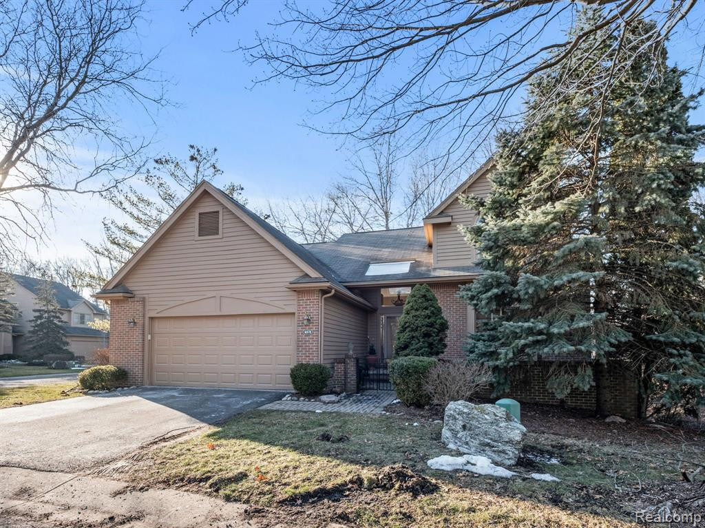 6575 Heron Pointe, West Bloomfield, MI 48323 — Photo 31