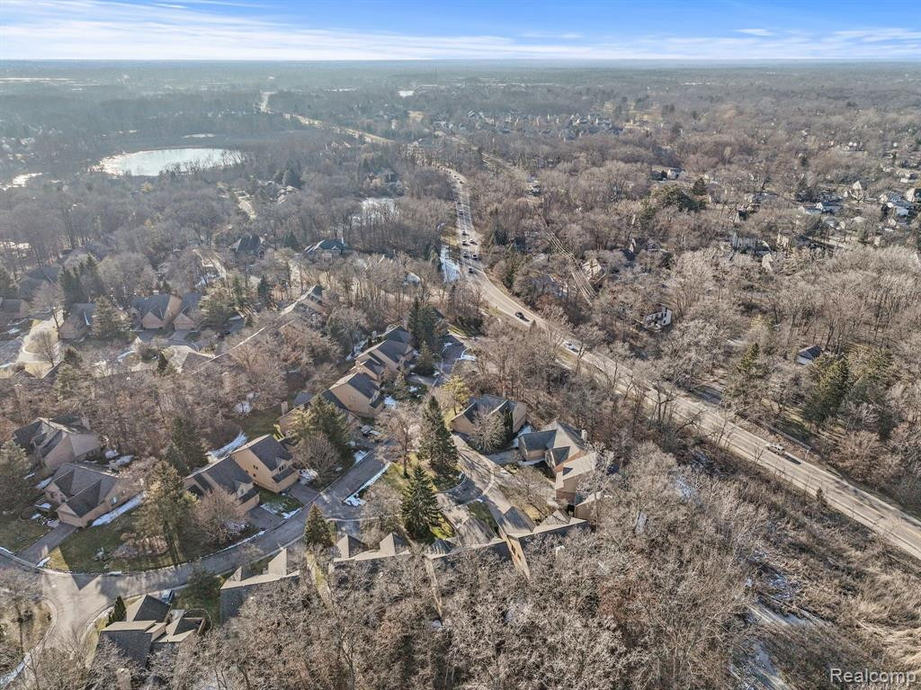 6575 Heron Pointe, West Bloomfield, MI 48323 — Photo 35