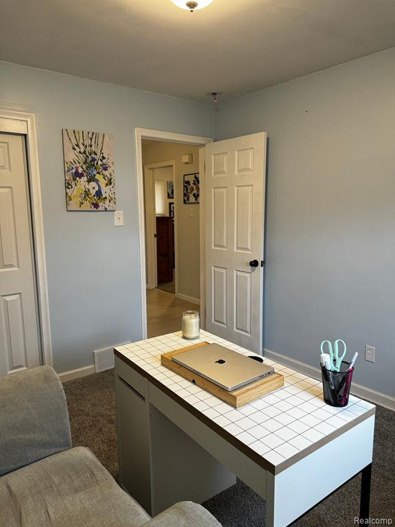 8948 MERRIMAN Road, Livonia, MI 48150 — Photo 23