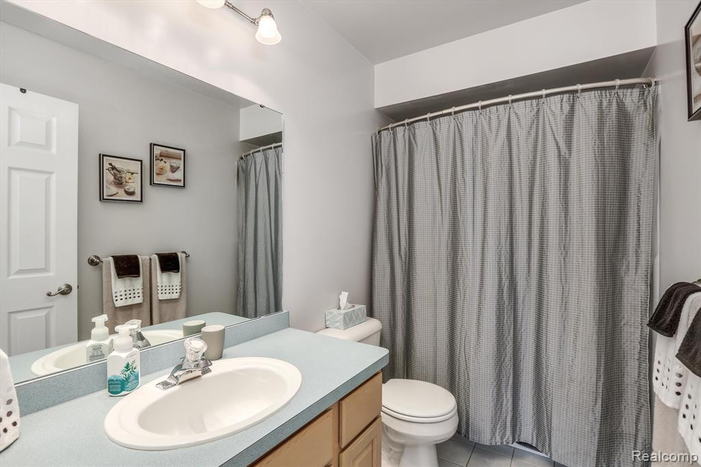 46962 Southgate Drive, Canton, MI 48188 — Photo 22
