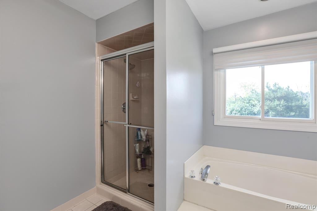 46962 Southgate Drive, Canton, MI 48188 — Photo 26