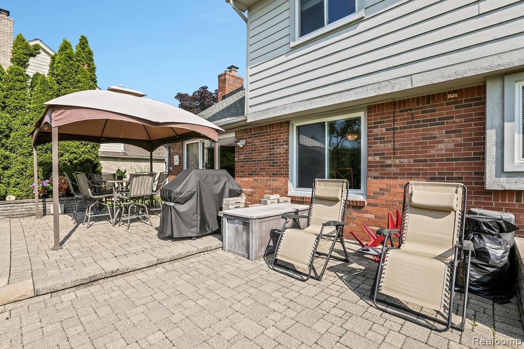 46962 Southgate Drive, Canton, MI 48188 — Photo 27