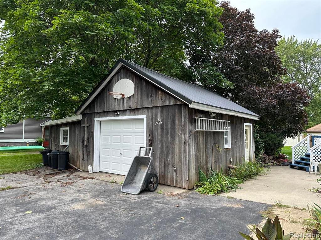 700 E MAIN Street, Sebewaing, MI 48759 — Photo 5