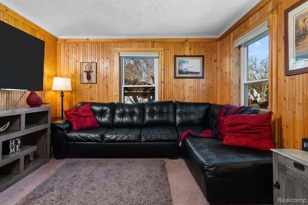 109 PINE Street, Webberville, MI 48892 — Photo 3